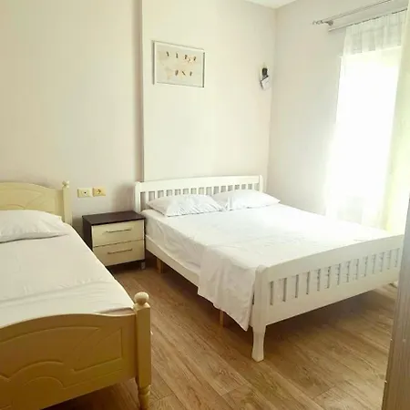 Blue Bay Front Uji Ftohte * Vlorë